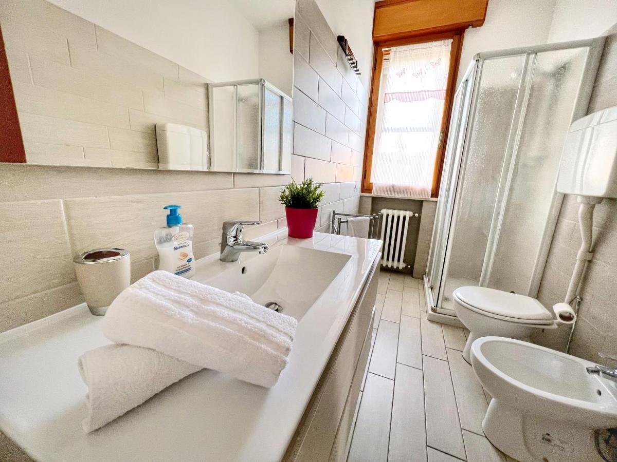 Lovely Apartment A Due Passi Dal Mare Rimini Exterior photo